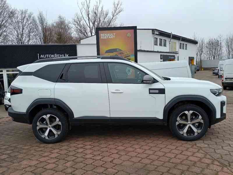 Dacia Bigster 1,8   journey hybrid 155- malý nájez - foto 5