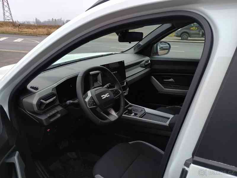 Dacia Bigster 1,8   journey hybrid 155- malý nájez - foto 8