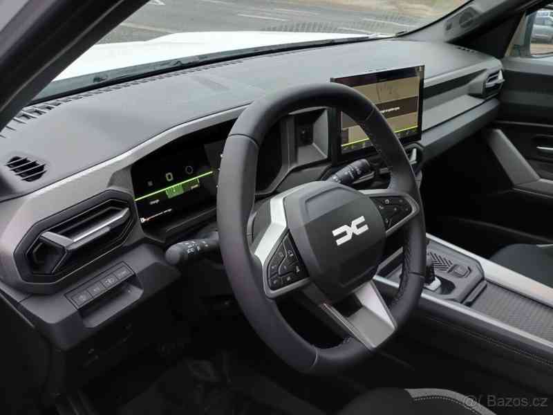 Dacia Bigster 1,8   journey hybrid 155- malý nájez - foto 3