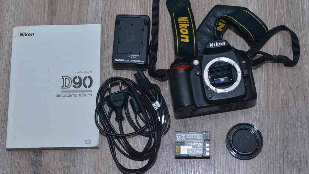 Nikon D90 **APS-C CMOS 12,3 MPix*HDV 26000 Exp. - foto 3