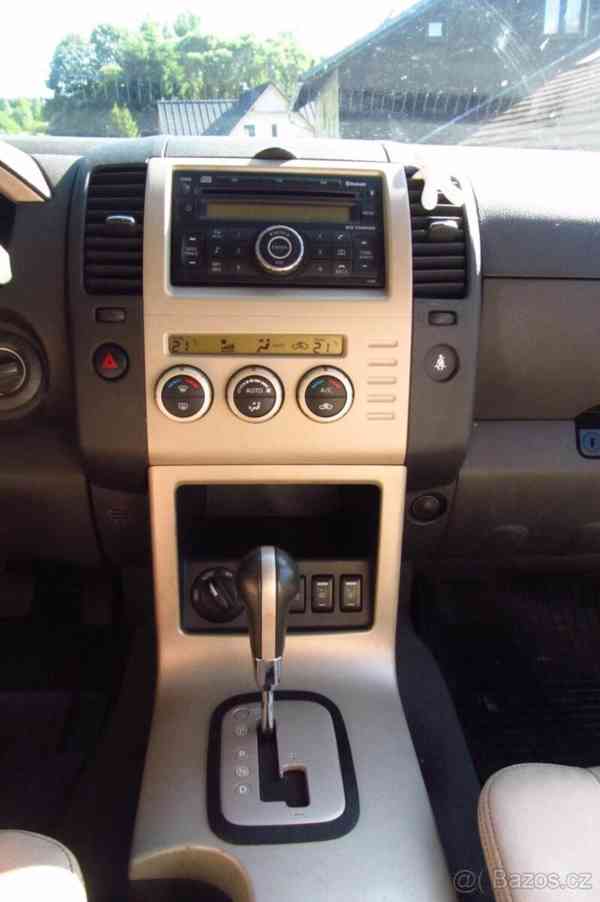 Nissan Pathfinder 2,5 DCI automat 126Kw - foto 3