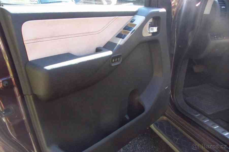 Nissan Pathfinder 2,5 DCI automat 126Kw - foto 8