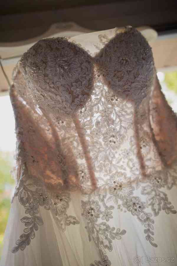 Svatební šaty vel. 36 + spodnice - foto 4