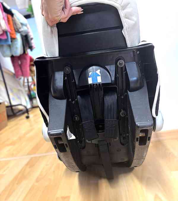 Autosedačka - foto 4