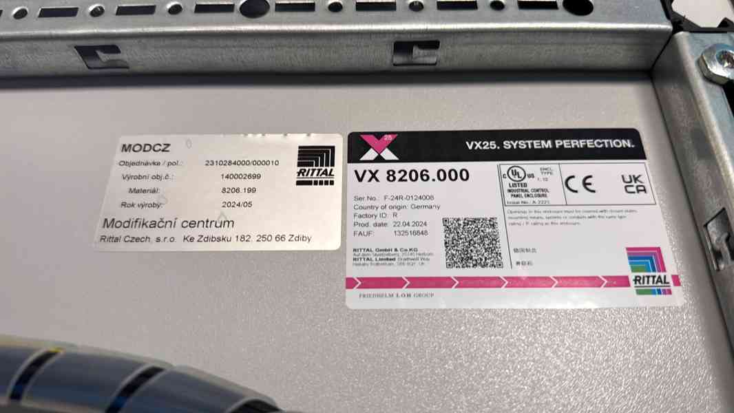Hlavní průmyslový rozvaděč Temaco, ve skříních Rittal VX25 - foto 6