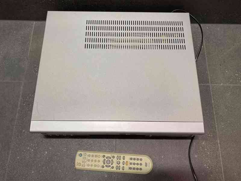 Daewoo DF-7100 videorekordér VHS / DVD rekordér - foto 6