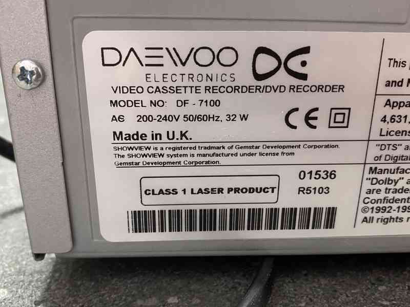 Daewoo DF-7100 videorekordér VHS / DVD rekordér - foto 8