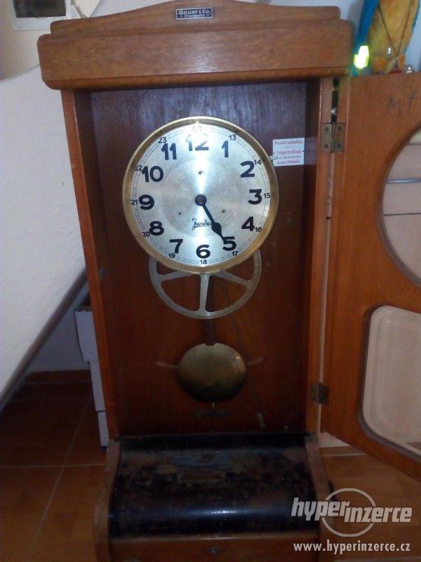 Pichaci hodiny, pendlovky - foto 2