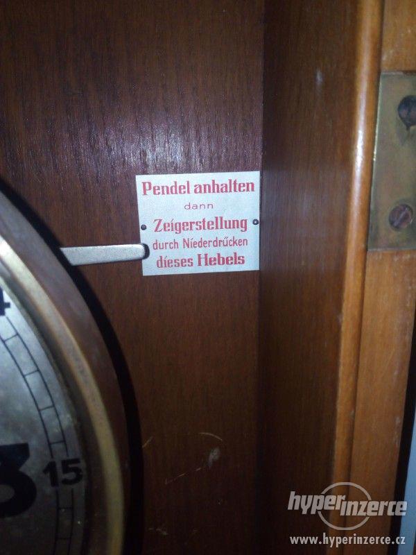 Pichaci hodiny, pendlovky - foto 7