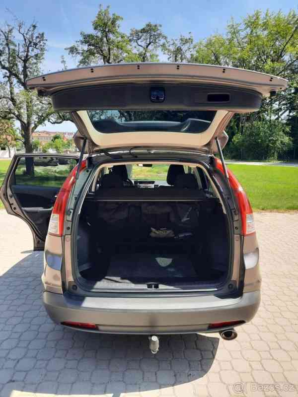Honda CR-V 2,2   TDi - foto 12