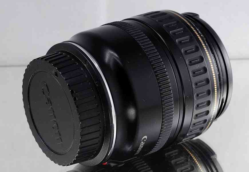 Canon EF 28-105mm f/3.5-4.5 USM full-frame zoom  - foto 7