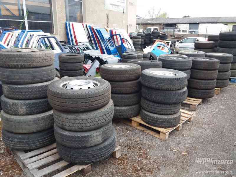 Výprodej pneu na užitkové vozy Ford,Citroen,Peugeot - foto 2