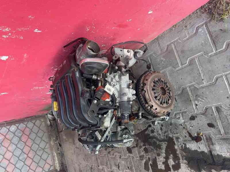 Motor 1,6 16V 83KW K4M T 7 Megane II kompletní - foto 3