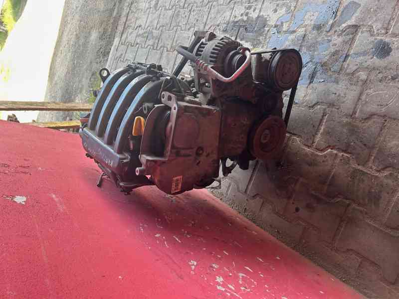 Motor 1,6 16V 83KW K4M T 7 Megane II kompletní - foto 2