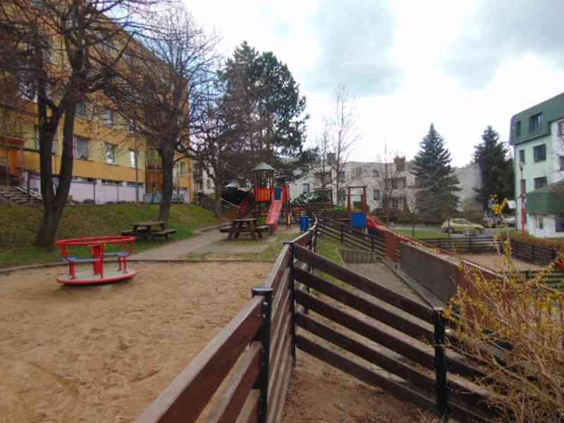 Pronájem bytu 3+kk 67 m², Skuteč - foto 12