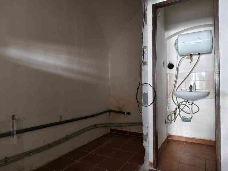 Pronájem 1+kk, 34m2 (Liberec - Nové Město, ul. Valdštejnská) - foto 4