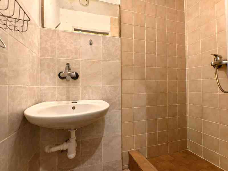 Suteréní prostor, 1+1, Jablonec nad Nisou (ul. Zlatá) - foto 3