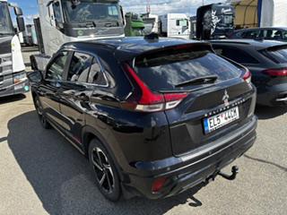 MITSUBISHI Eclipse Cross 2.4 MIVEC PHEV 4WD CVT Instyle - foto 4
