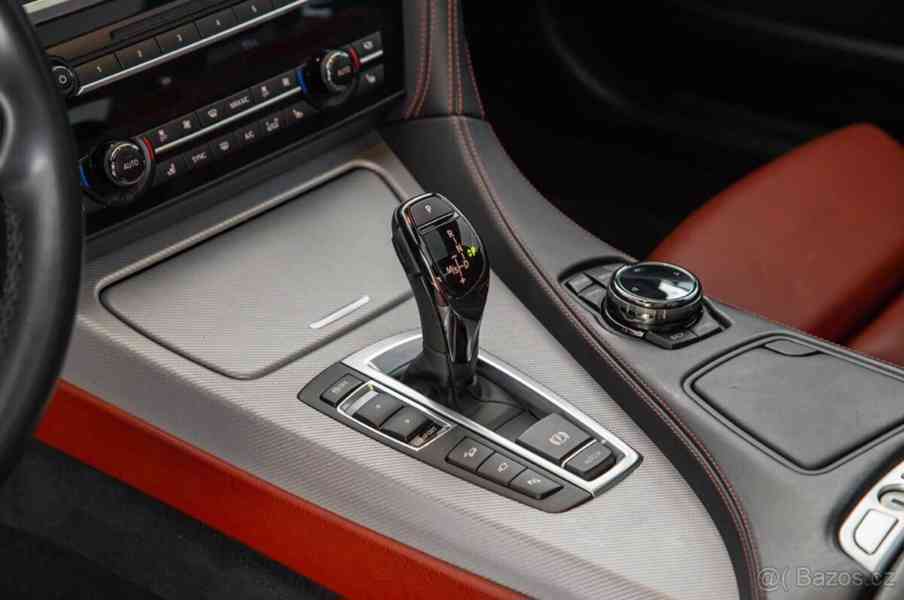 BMW Řada 6 4,0 640d xDrive Coupé 230 kW - foto 6
