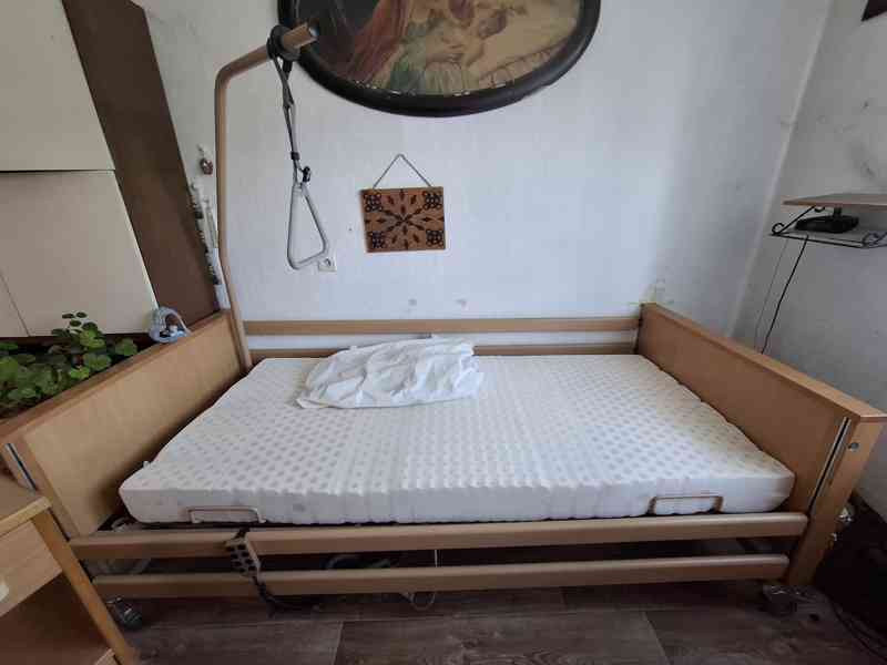 Polohovací postel  - foto 2