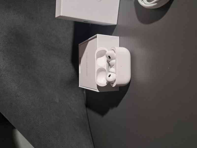 Airpods Pro 2 - Magsafe nabíjecí krabička - foto 2