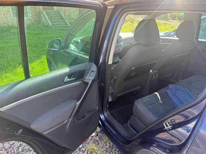 Volkswagen Tiguan 1,4   90kW - foto 4