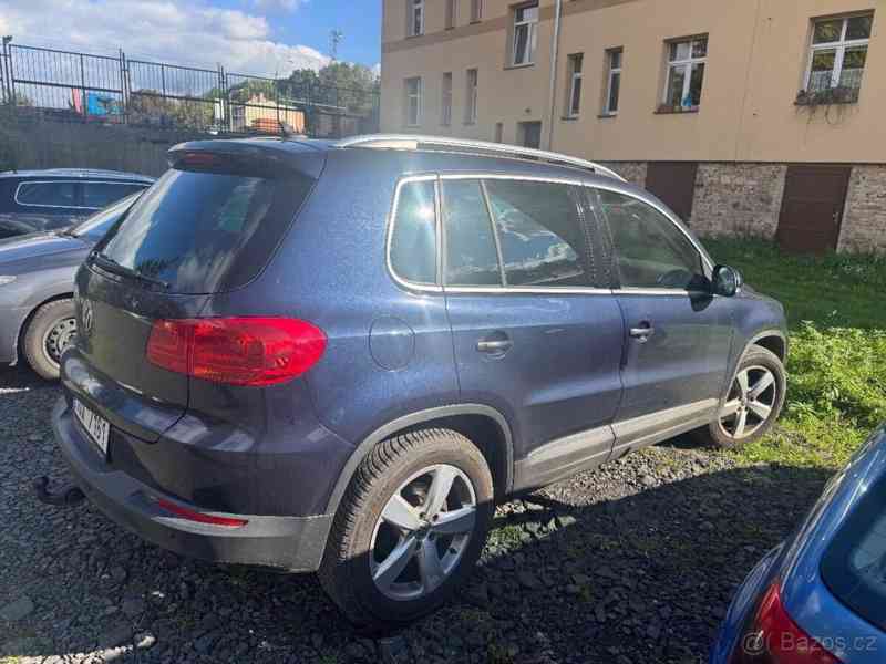 Volkswagen Tiguan 1,4   90kW - foto 9