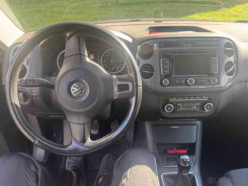 Volkswagen Tiguan 1,4   90kW - foto 8