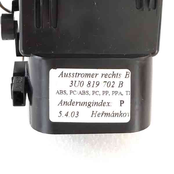 KRÁSNÝ Škoda SUPERB I výdech ofuk výduch 3U0 819 702 B - foto 7