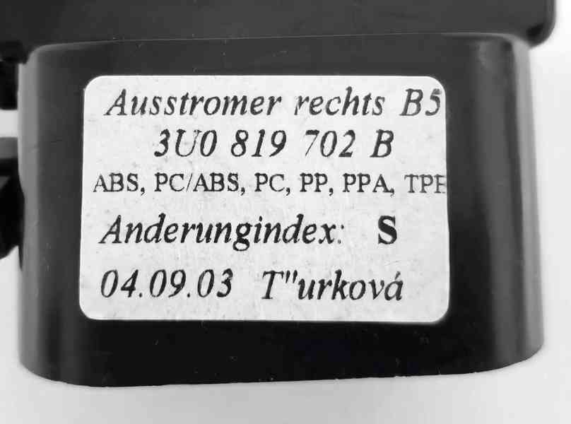 Škoda SUPERB 1 výdech ofuk ventilace topení 3U0 819 702 B - foto 6