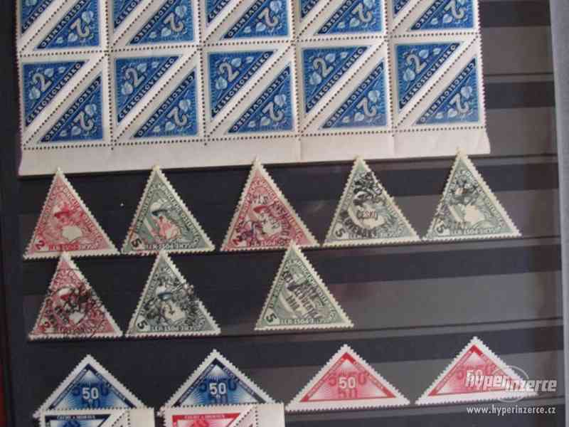 Sbírka trojúhelníkových známek. - foto 3