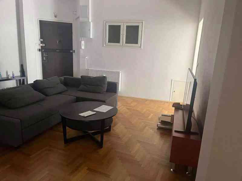 Pronájem pokoje 100 m² - foto 9