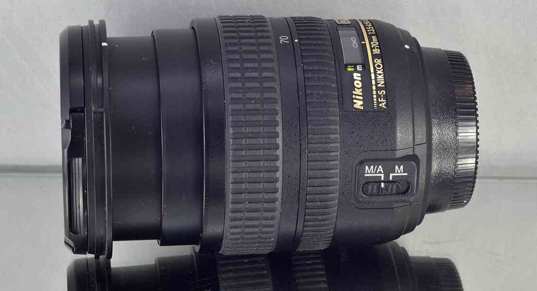 NIKON AF-S DX NIKKOR 18-70mm f/3.5-4.5 G IF ED - foto 6