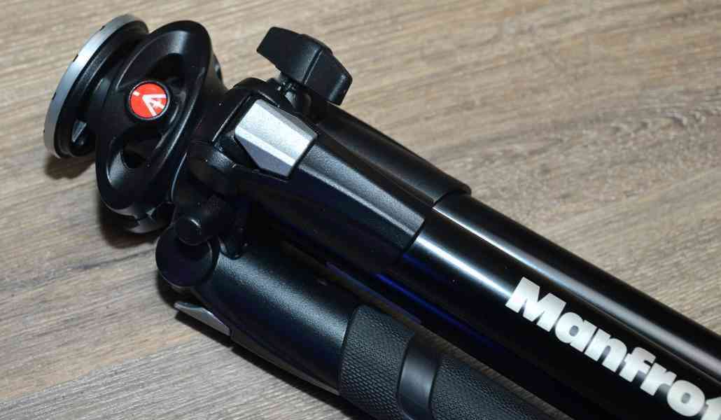 Manfrotto 290 DUAL *Tripod*výška: 165cm*nosn. 5 Kg - foto 6