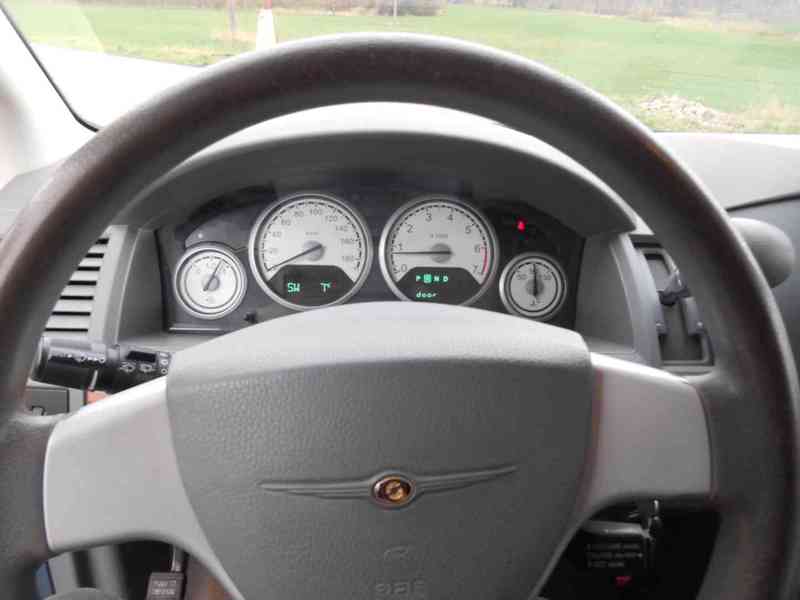 Chrysler Town Country 3,3 4KV DVD LPG 2009    - foto 21
