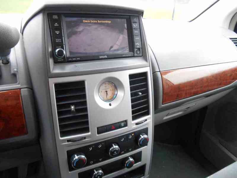 Chrysler Town Country 3,3 4KV DVD LPG 2009    - foto 20