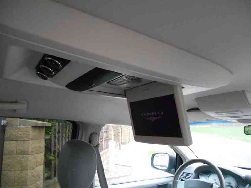 Chrysler Town Country 3,3 4KV DVD LPG 2009    - foto 9