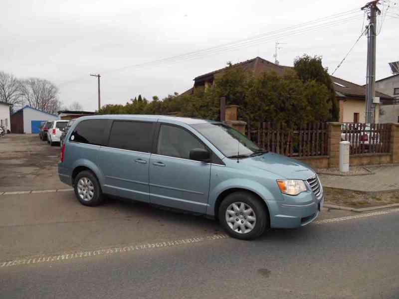 Chrysler Town Country 3,3 4KV DVD LPG 2009    - foto 1