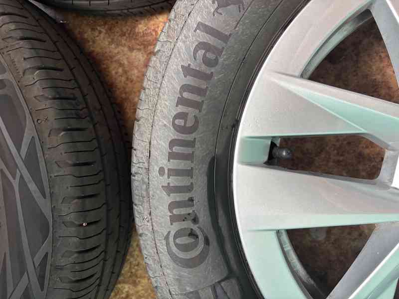 Prodám ZÁNOVNÍ letní ALU sadu Škoda Fabia IV 185/65 R15 - foto 2