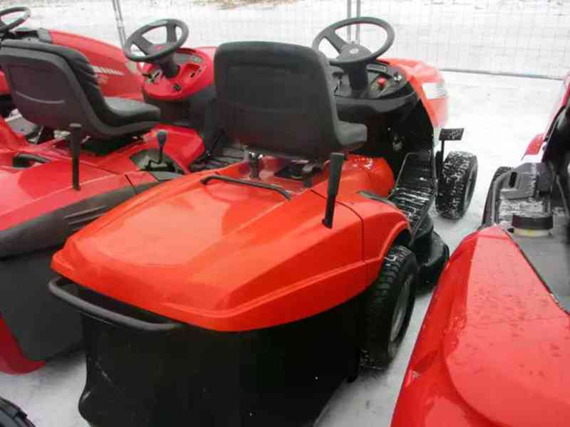 Zahradní traktor Oleo Mac 15,5/97 - foto 2