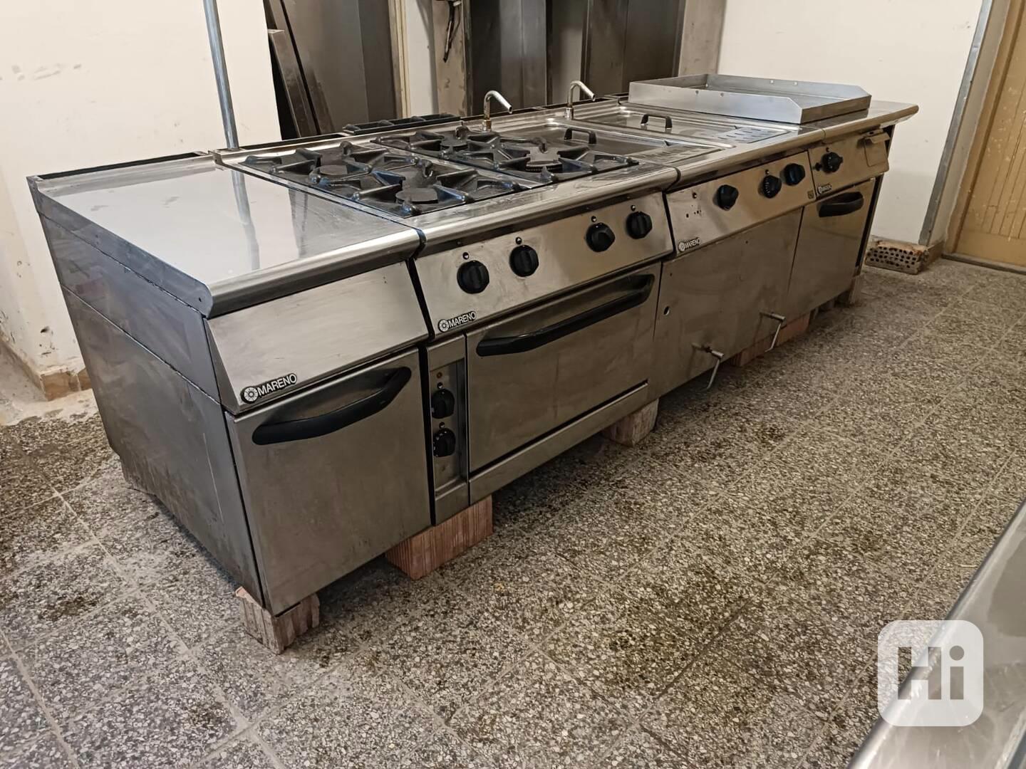 Profesionální kuchyně pro restauraci – model „Mareno 900“ - foto 1