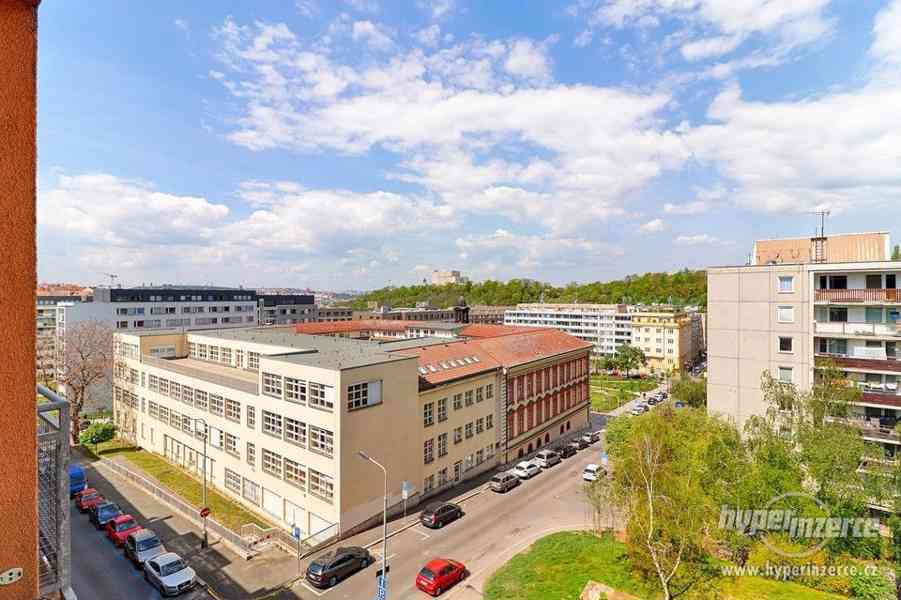 Prodej bytu 2kk, parkovací místo, sklep,Jeseniova, Praha 3 - foto 6