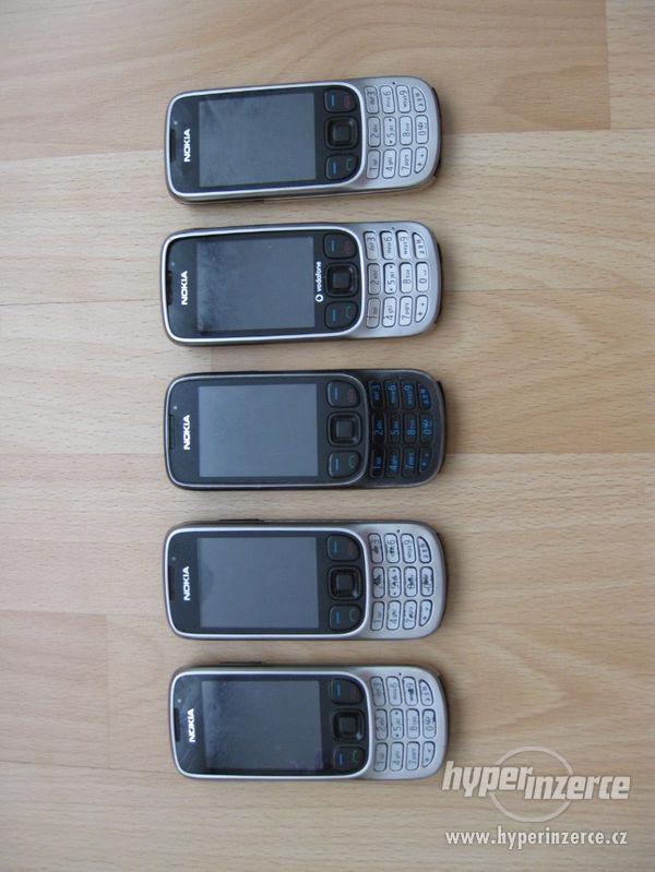 Nokia 6303 classic - mobilní telefony z r.2009 od 100Kč - foto 1