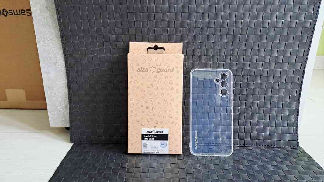 Kryt na mobil Samsung Galaxy M34 - foto 2