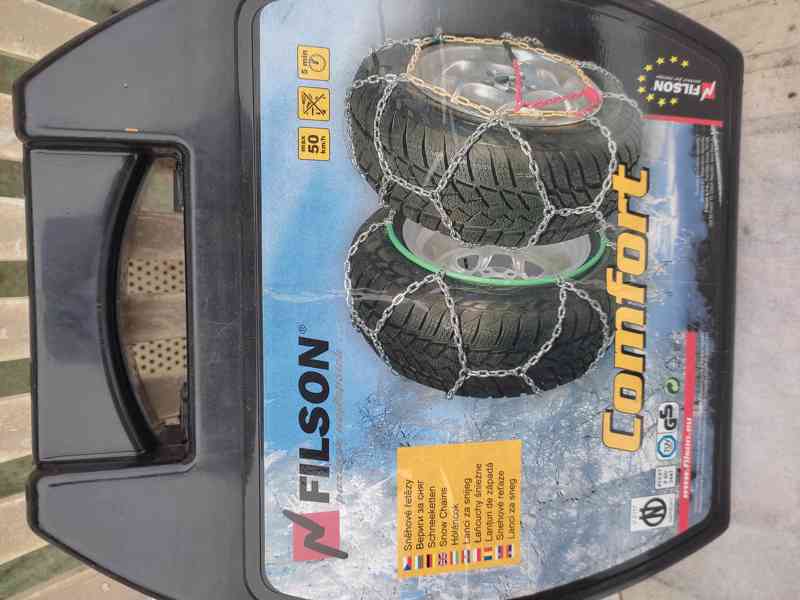 SNĚHOVÉ ŘETĚZY - foto 1