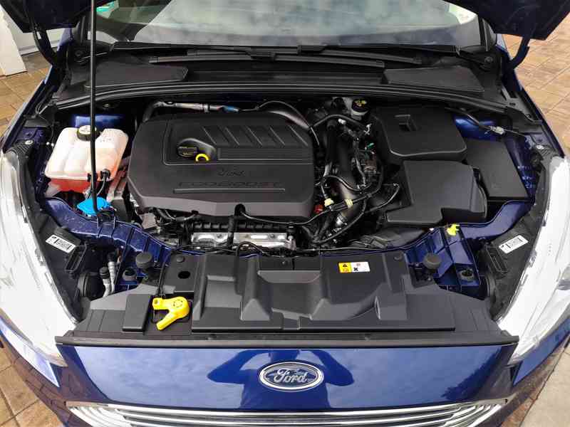 Ford Focus TITANIUM 1.5 Eco.110KW-XENON,KŮŽE,NAVI,18 KOLA - foto 14