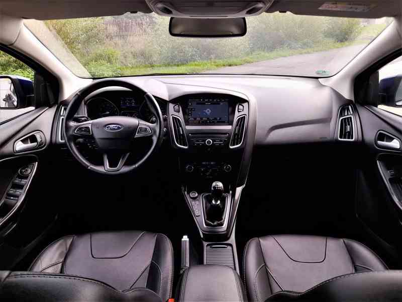 Ford Focus TITANIUM 1.5 Eco.110KW-XENON,KŮŽE,NAVI,18 KOLA - foto 20