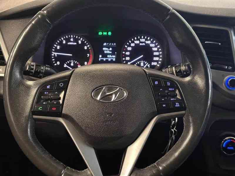 Hyundai Tucson ix35 1.6 GDI R-Kam Navi - foto 17