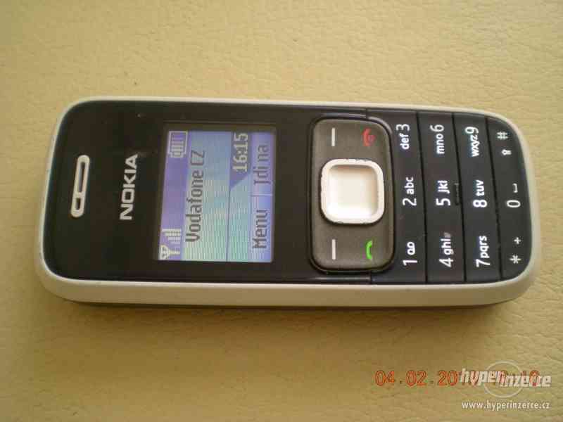 Nokia 1209 z r.2009 - plně funkční zajímavé telefony - foto 2