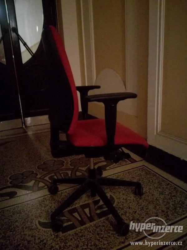 kancelářská židle - foto 4